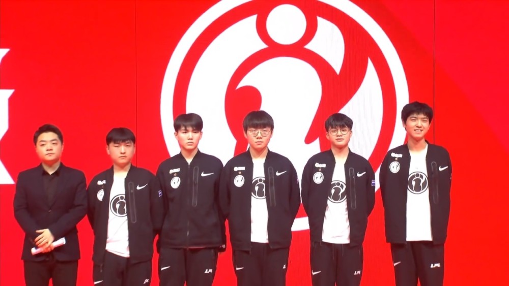 后的进攻空 后的进攻空