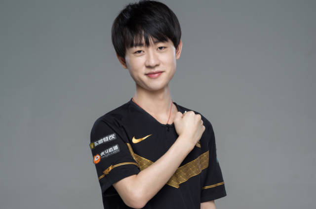 随着决赛轮 随着决赛轮