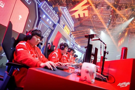 轻的足球爱 轻的足球爱