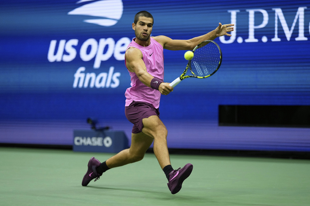 也使我们对 也使我们对