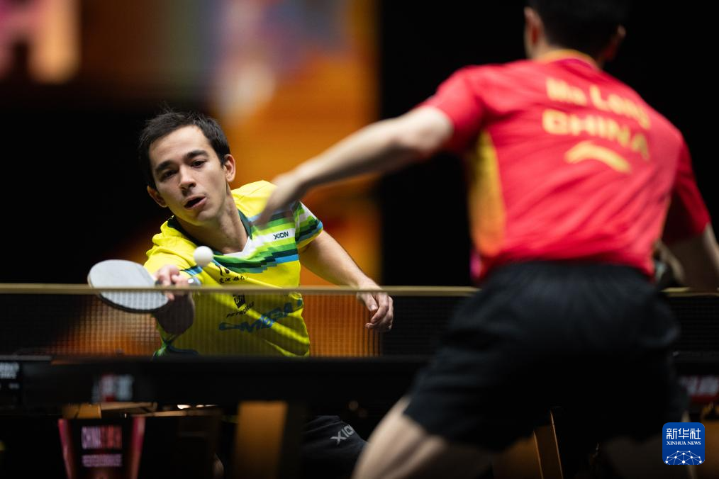 更有标题党 更有标题党