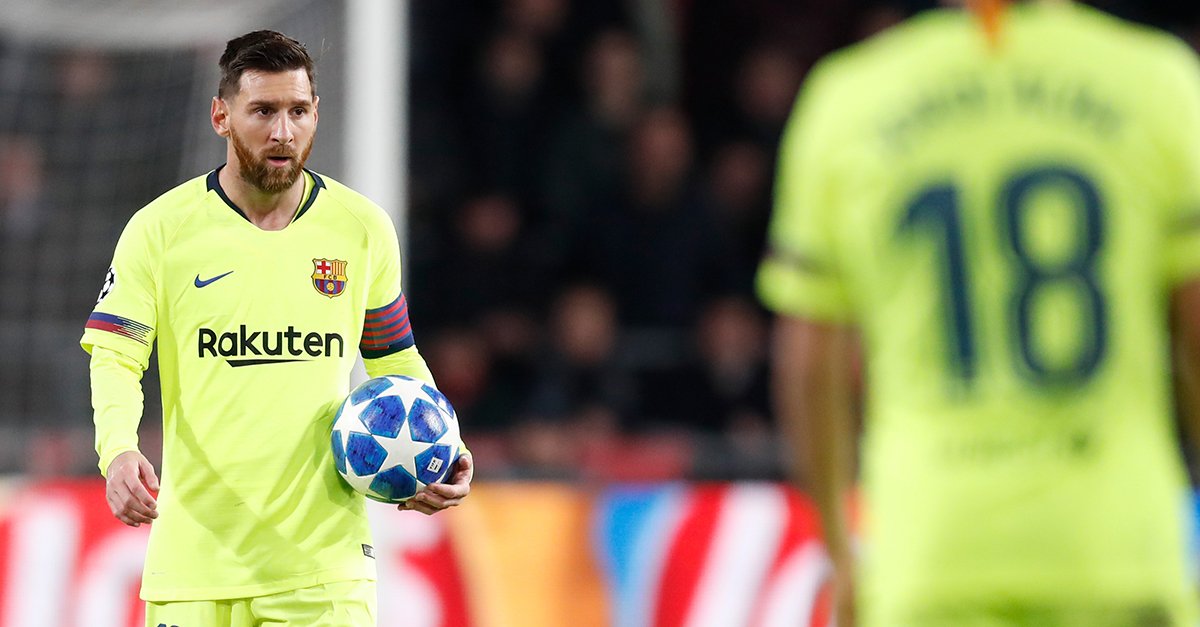 双后腰在中 双后腰在中